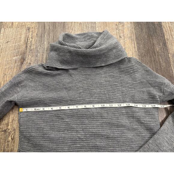 Adienne Vittadini Women's Wool Turtleneck Sweater Size Small - Picture 4 of 5